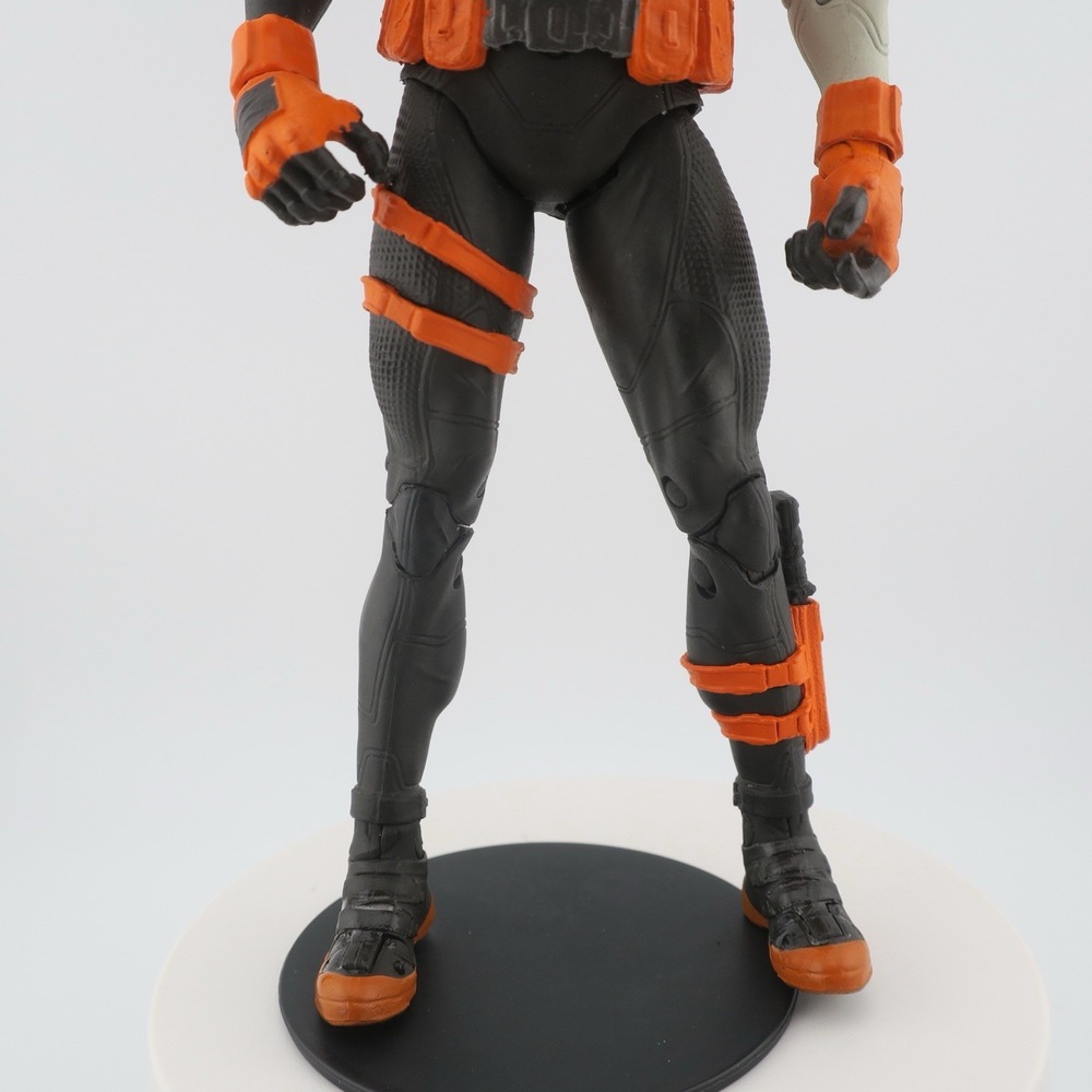 Mcfarlane DC Multiverse Deathstroke Rebirth Figure Used - Picture 3 of 5